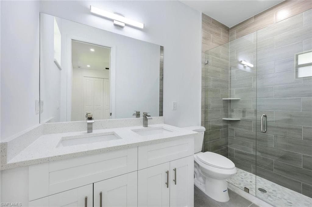 4393 32nd Ave SE, Naples, FL 34117-5