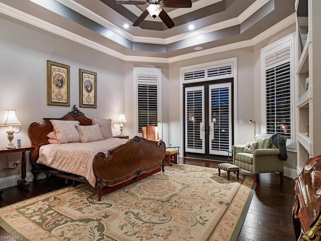 2204 Goshawk Ct, Naples, FL 34105-28