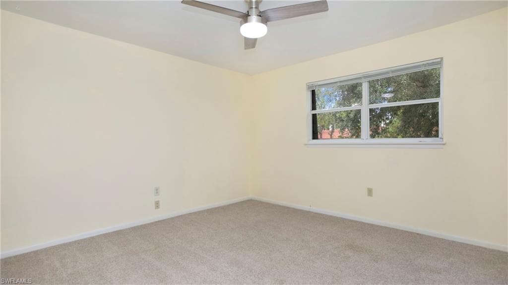 600 Valley Stream Dr C-1, Naples, FL 34113-19