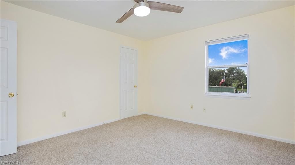 600 Valley Stream Dr C-1, Naples, FL 34113-21