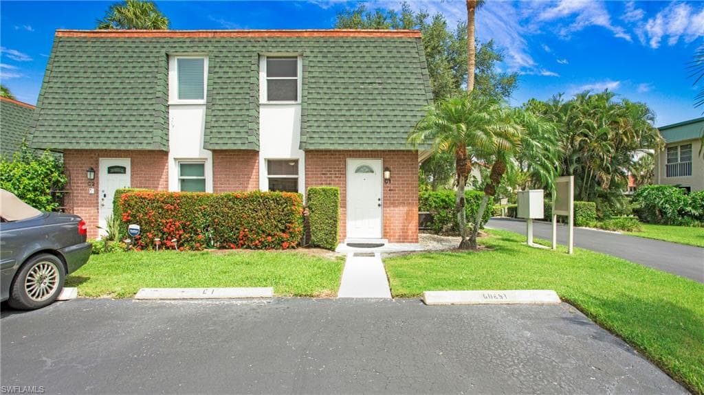 600 Valley Stream Dr C-1, Naples, FL 34113-31