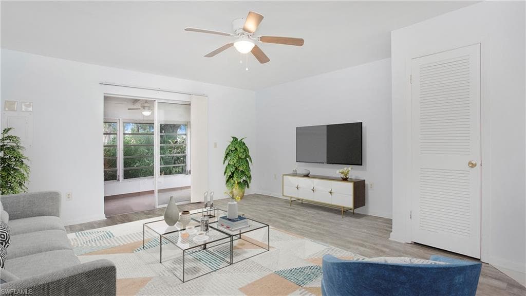 600 Valley Stream Dr C-1, Naples, FL 34113-4