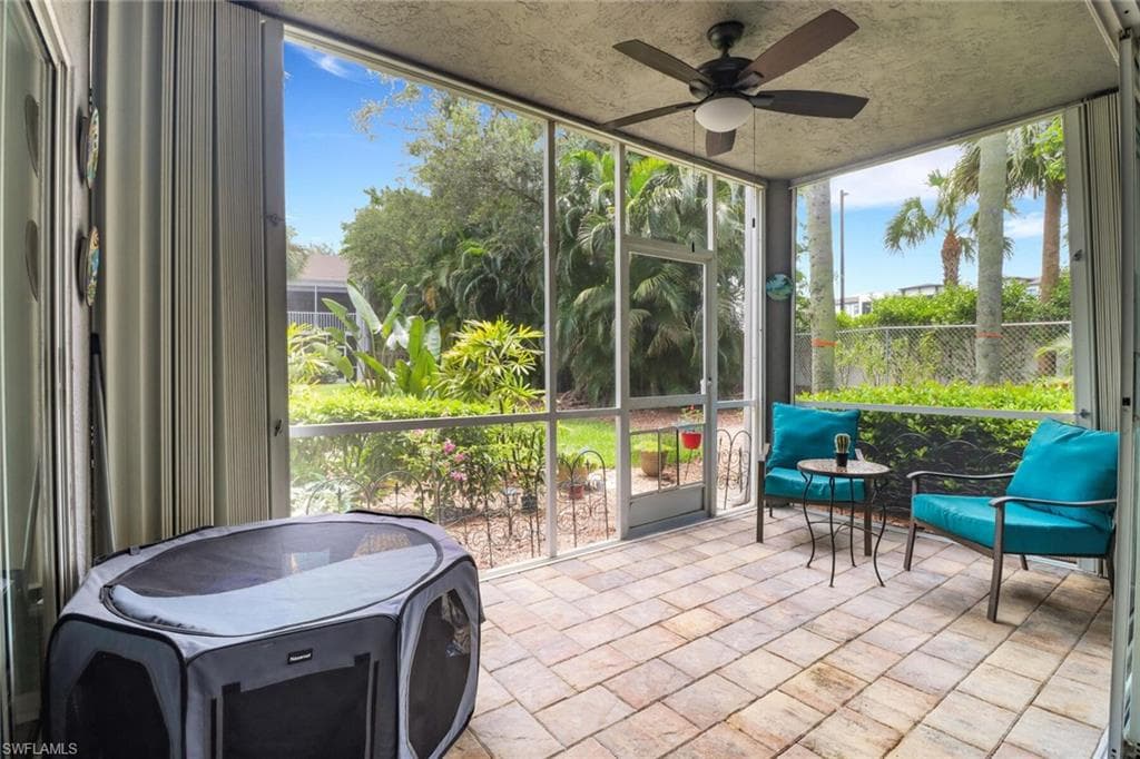 2820 Citrus Lake Dr T101, Naples, FL 34109-6