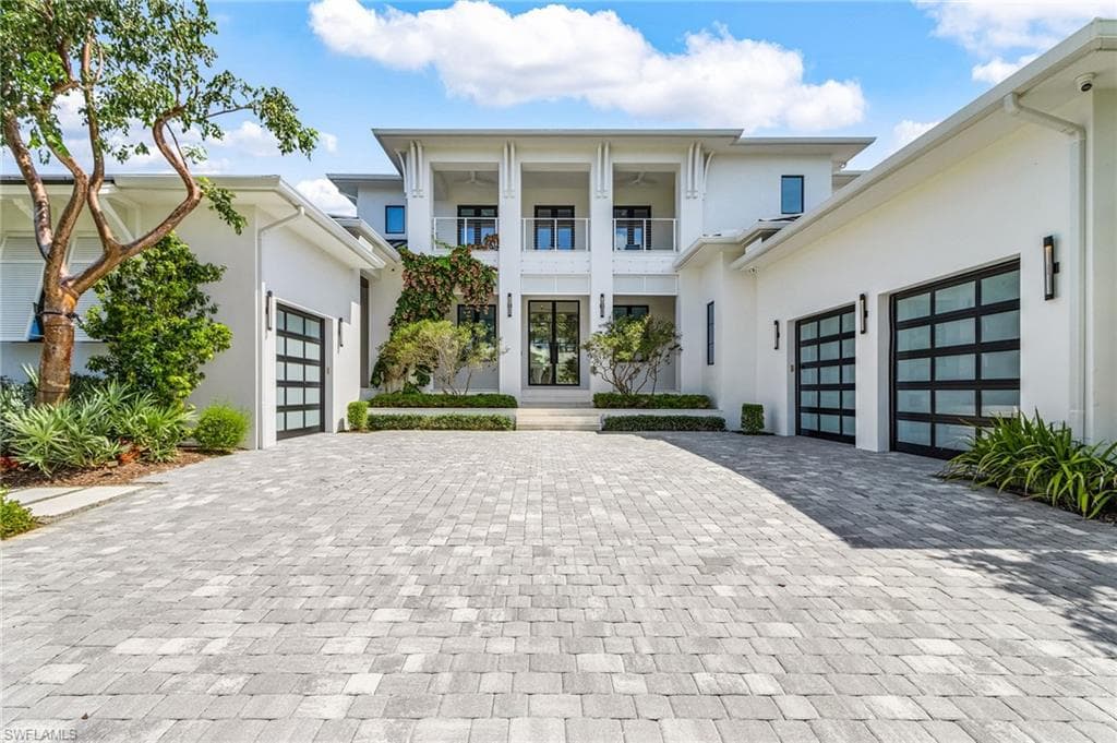 1698 Mcilvaine Ct, Marco Island, FL 34145-1
