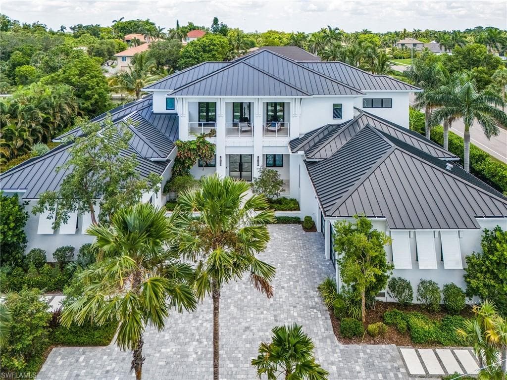 1698 Mcilvaine Ct, Marco Island, FL 34145-3