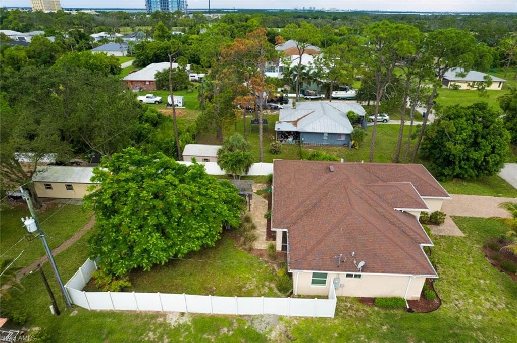 4609 Santiago Ln, Bonita Springs, FL 34134-34