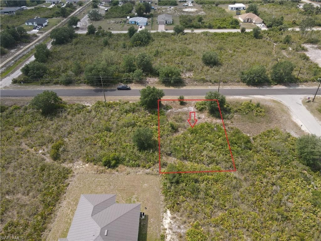 2716 68th St W, Lehigh Acres, FL 33971-5
