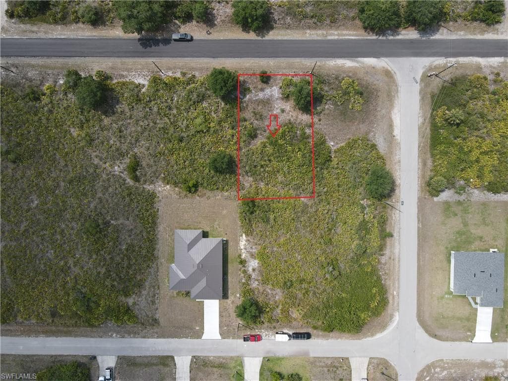 2716 68th St W, Lehigh Acres, FL 33971-6