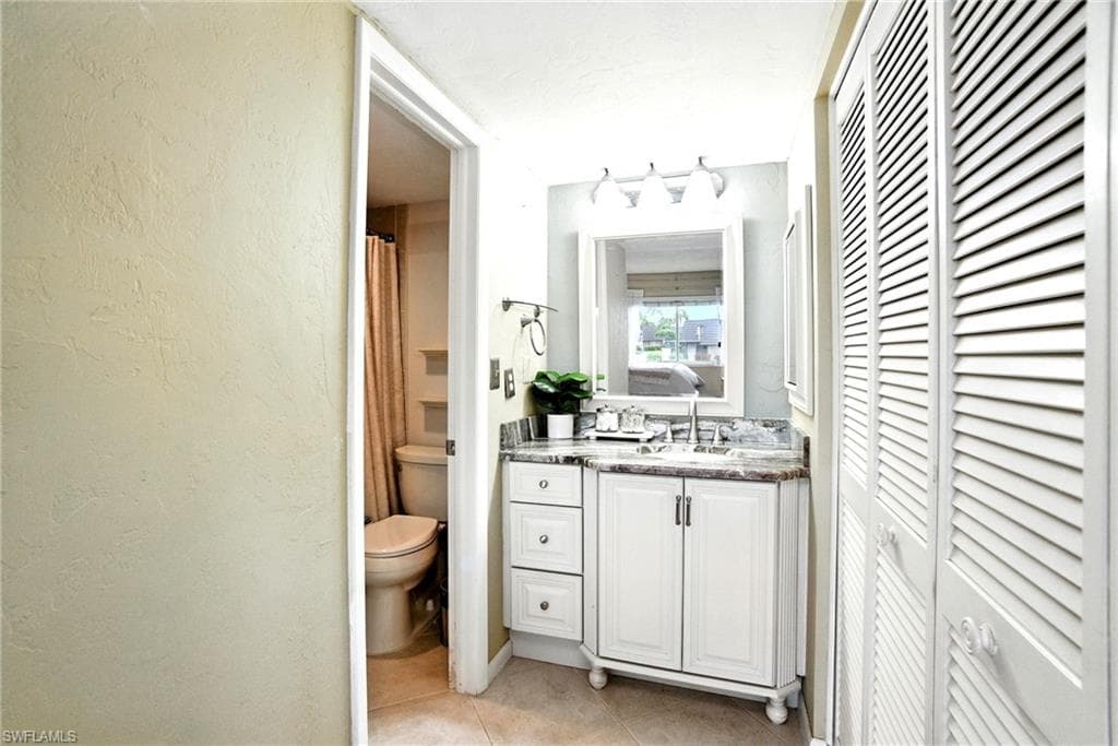 366 Charlemagne Blvd C201, Naples, FL 34112-14