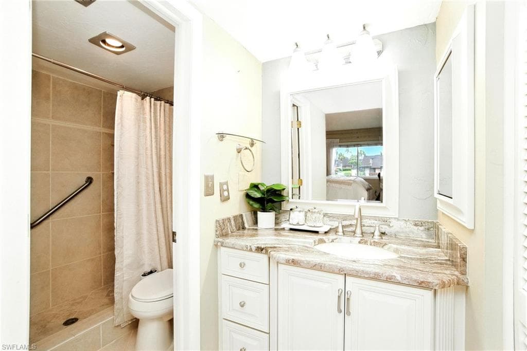 366 Charlemagne Blvd C201, Naples, FL 34112-16
