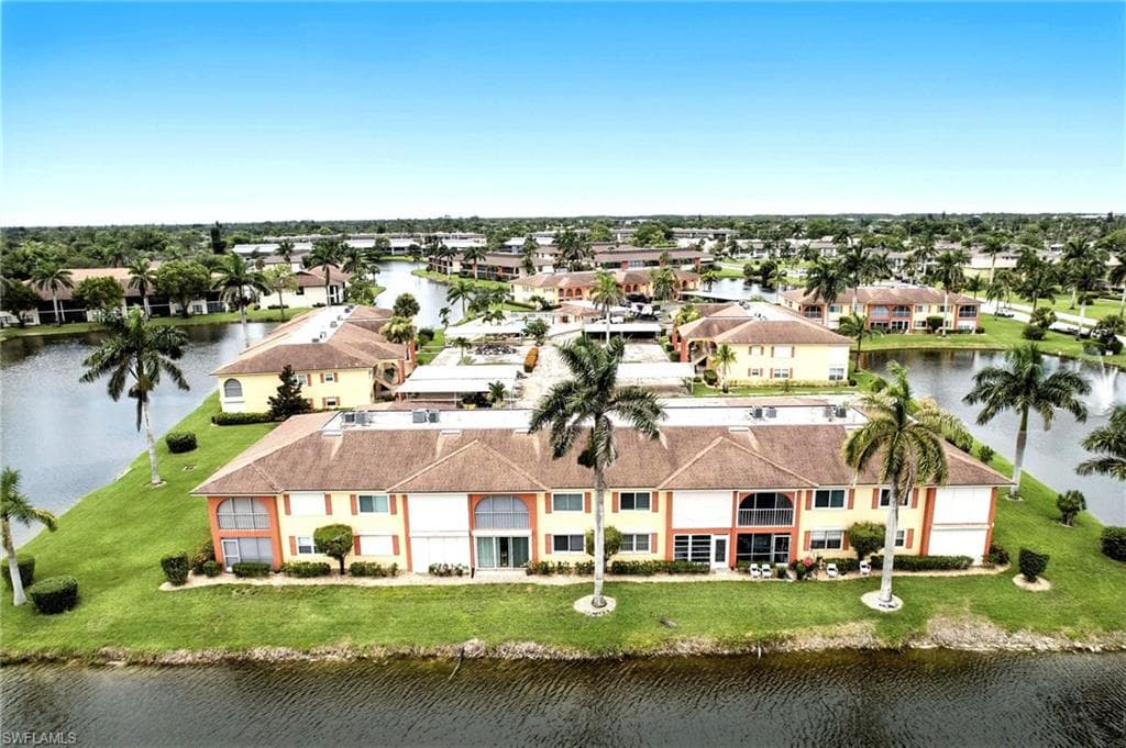 366 Charlemagne Blvd C201, Naples, FL 34112-37