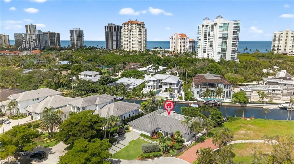 5215 Seashell Ave, Naples, FL 34103-45