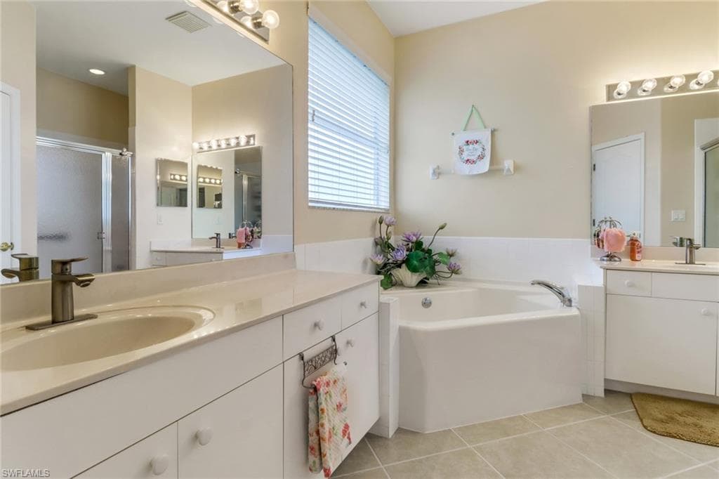 2277 Carnaby Ct, Lehigh Acres, FL 33973-21
