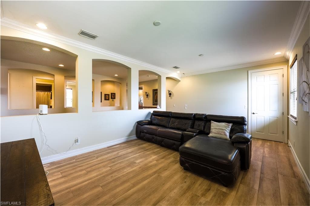 3330 Banyon Hollow Loop, North Fort Myers, FL 33903-17