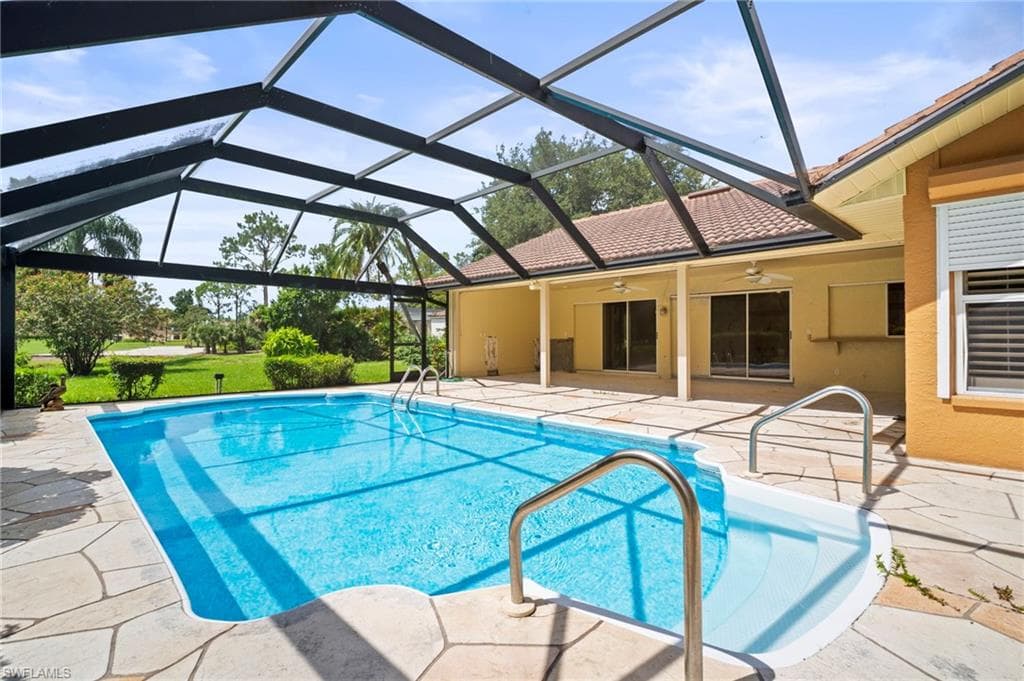 158 Palmetto Dunes Cir, Naples, FL 34113-17