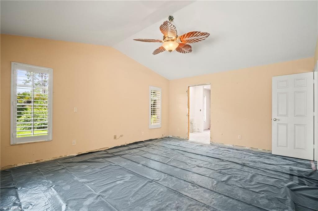 158 Palmetto Dunes Cir, Naples, FL 34113-37