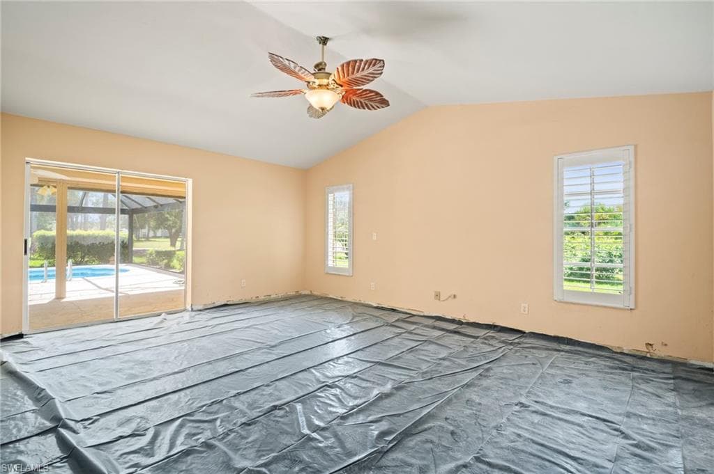 158 Palmetto Dunes Cir, Naples, FL 34113-7