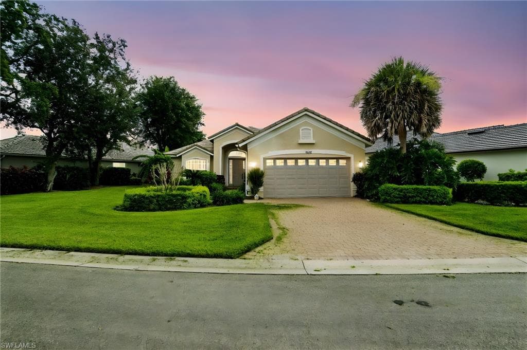 1842 Winding Oaks Way, Naples, FL 34109-2