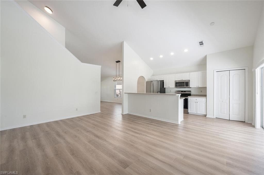 2122 Morning Sun Ln, Naples, FL 34119-11