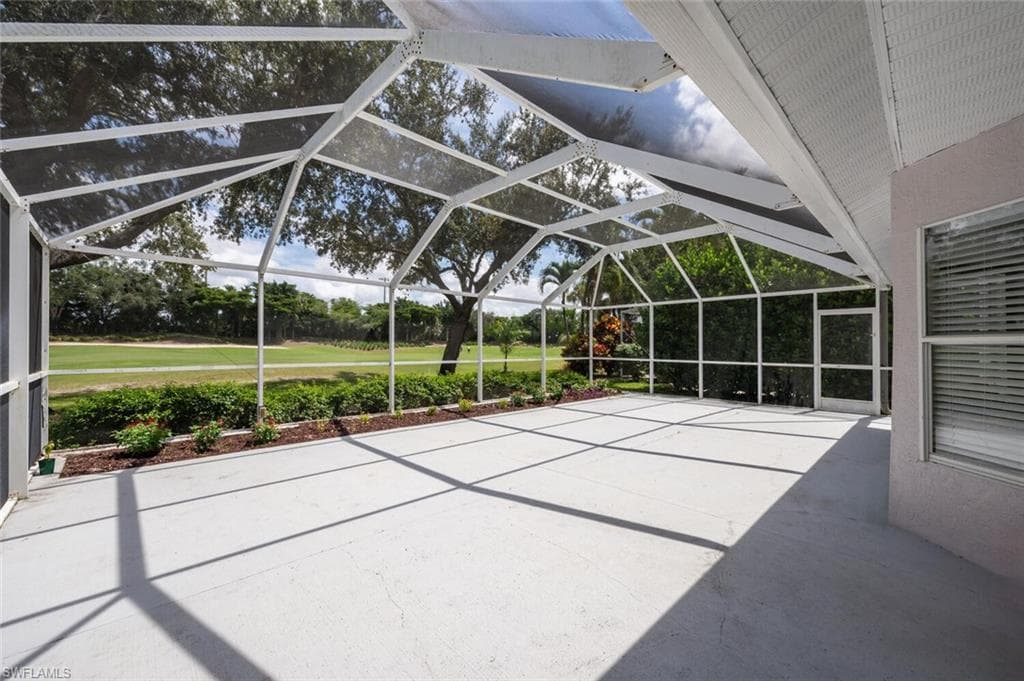 2122 Morning Sun Ln, Naples, FL 34119-28
