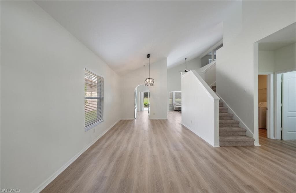 2122 Morning Sun Ln, Naples, FL 34119-4