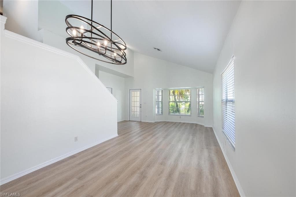 2122 Morning Sun Ln, Naples, FL 34119-6