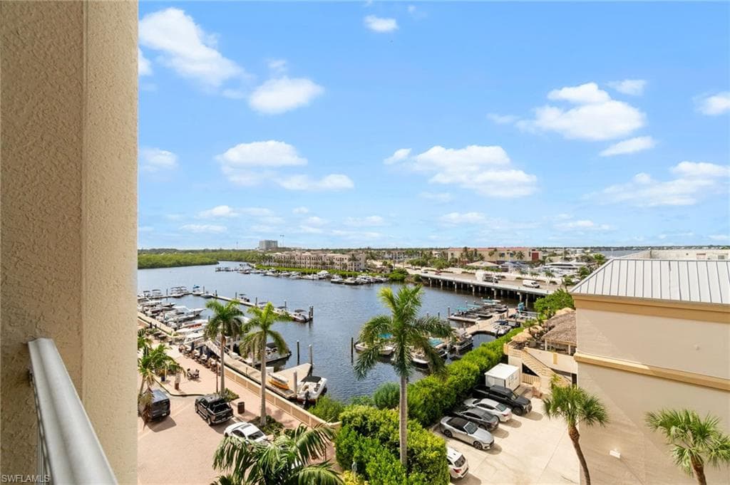 450 Bayfront Pl 4509, Naples, FL 34102-46