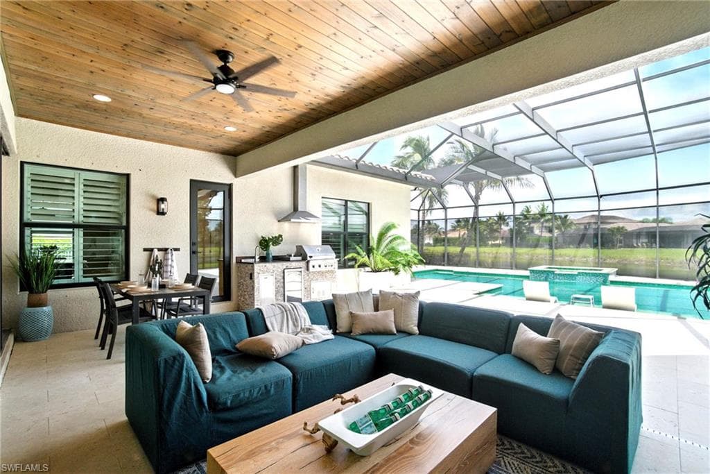 4344 Avalon Ct, Naples, FL 34119-11
