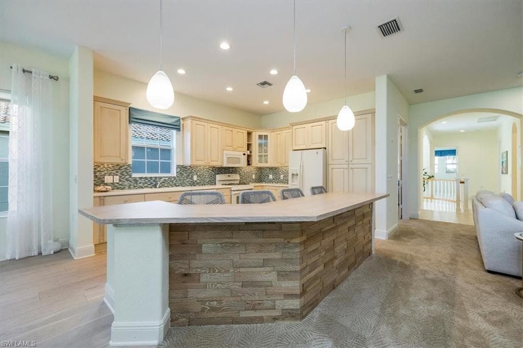 9067 Cherry Oaks Trl 202, Naples, FL 34114-12