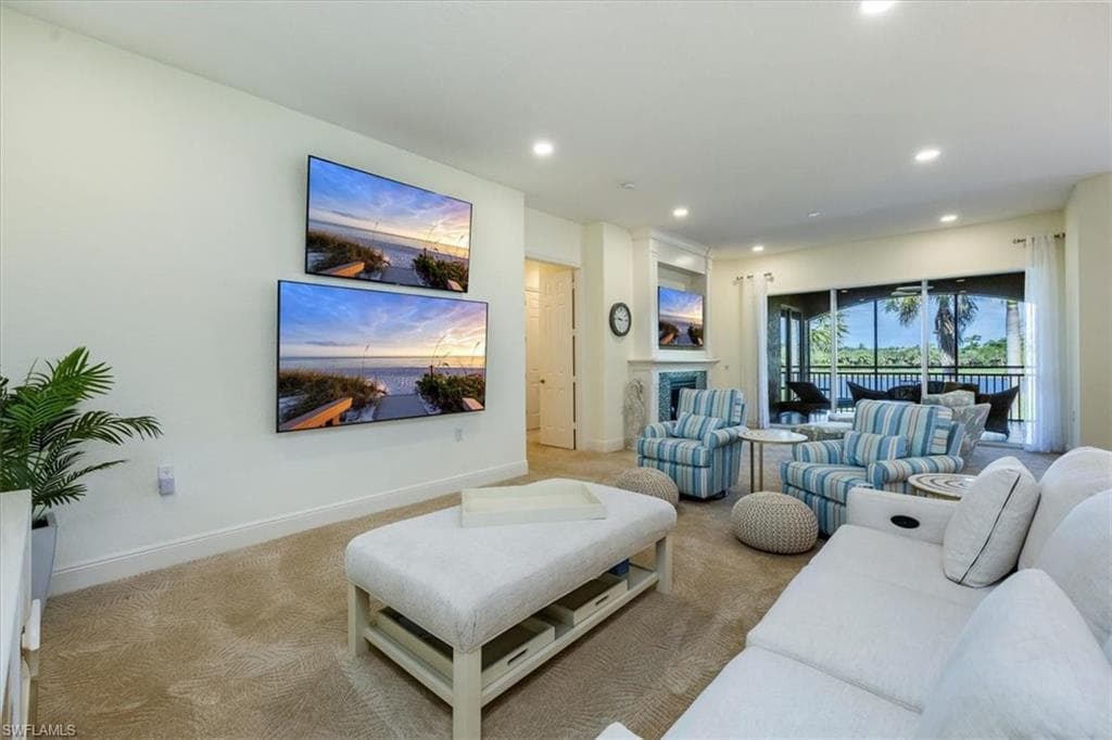 9067 Cherry Oaks Trl 202, Naples, FL 34114-6