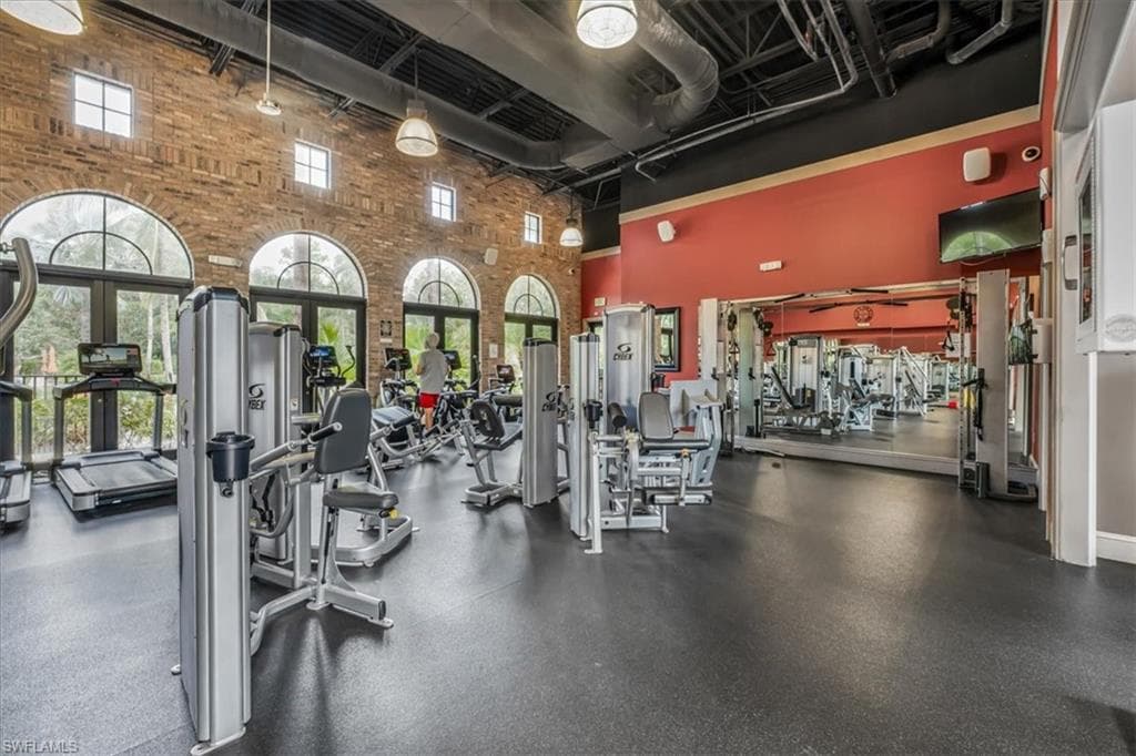 9163 Delano St 10002, Naples, FL 34113-42