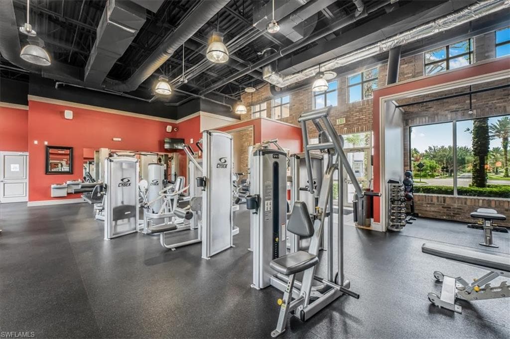 9163 Delano St 10002, Naples, FL 34113-43
