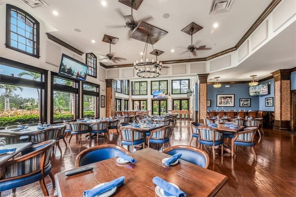 9163 Delano St 10002, Naples, FL 34113-45