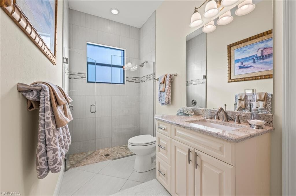 837 105th Ave N, Naples, FL 34108-14