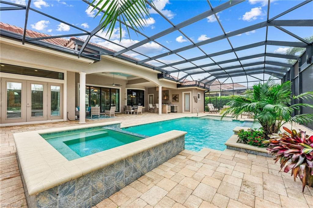 11974 Maidstone Ct, Naples, FL 34120-11