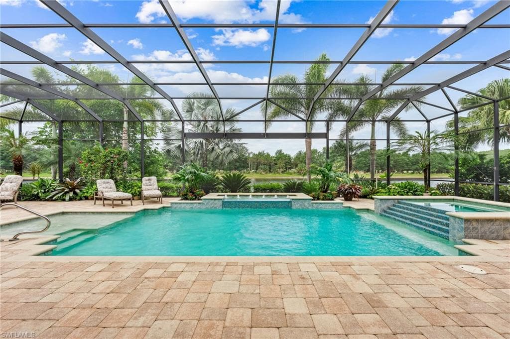 11974 Maidstone Ct, Naples, FL 34120-43