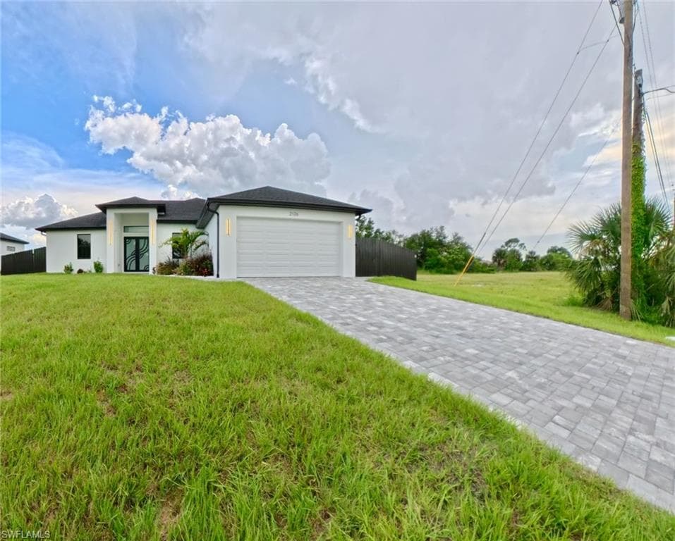 2126 26th St, Cape Coral, FL 33909-11