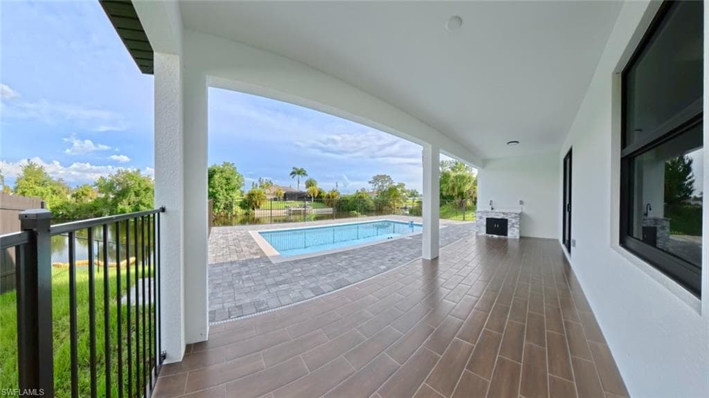 2126 26th St, Cape Coral, FL 33909-14