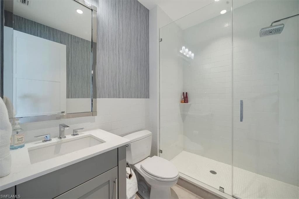 850 Central Ave 206, Naples, fl 34102-24