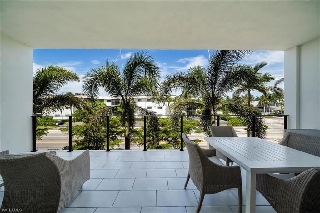 850 Central Ave 206, Naples, fl 34102-27