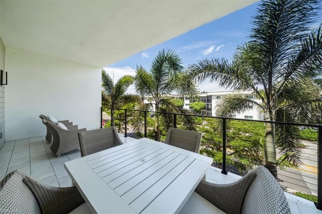 850 Central Ave 206, Naples, fl 34102-31