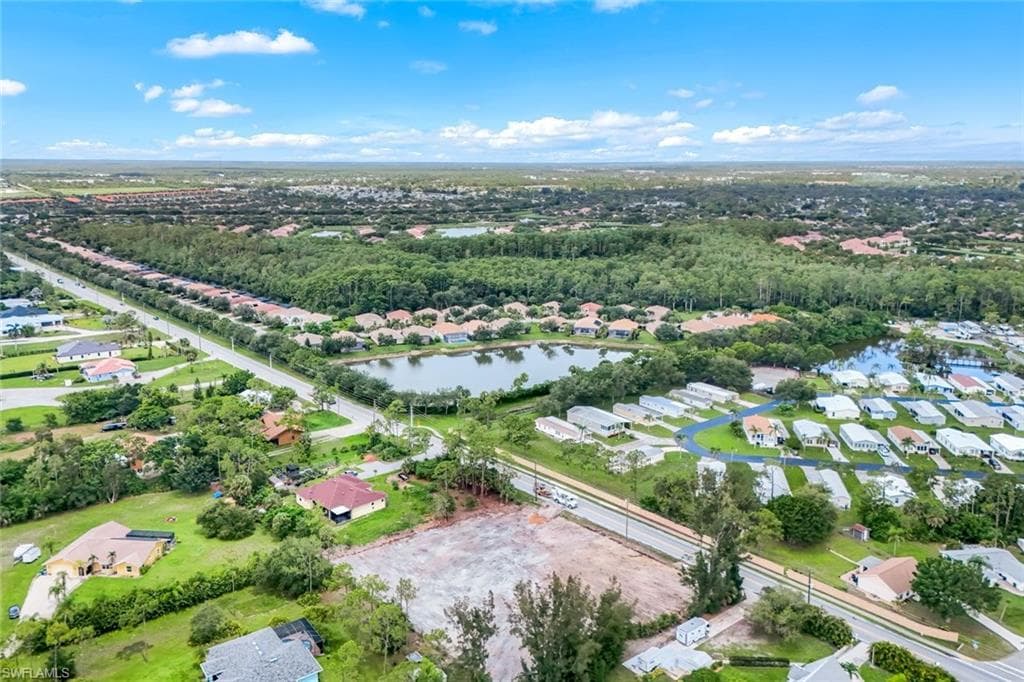 10451 Shangri La Rd, Bonita Springs, FL 34135-6