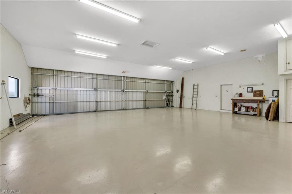 4150 Skyway Dr, Naples, FL 34112-6