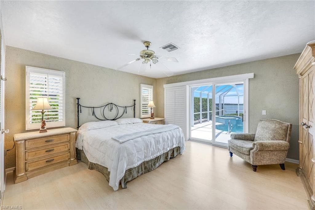 1268 Laurel Ct, Marco Island, FL 34145-23