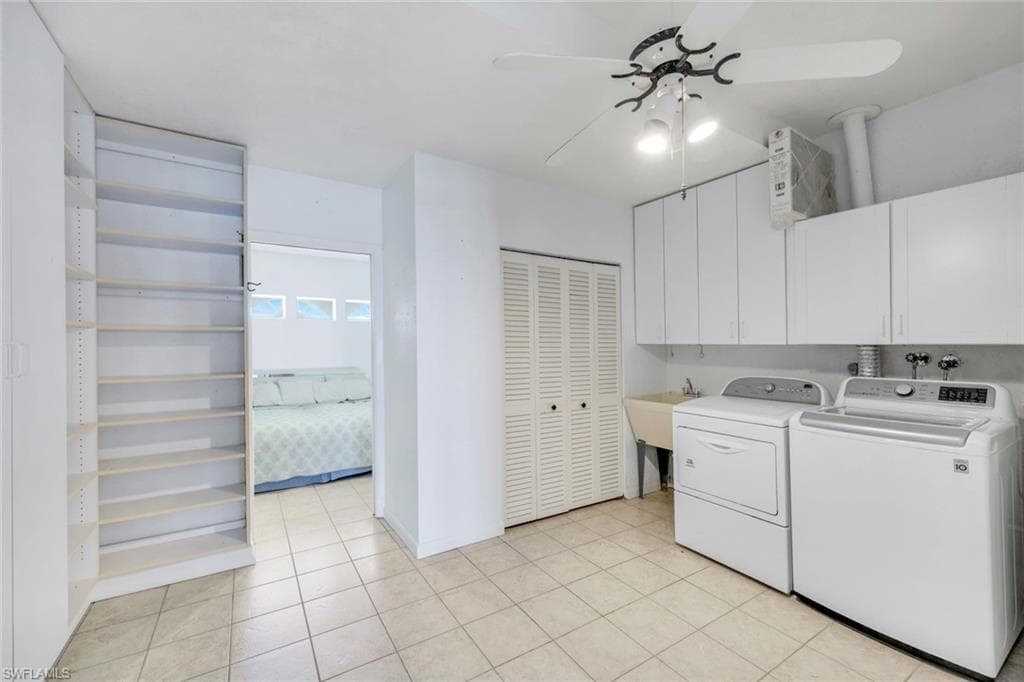 1268 Laurel Ct, Marco Island, FL 34145-30