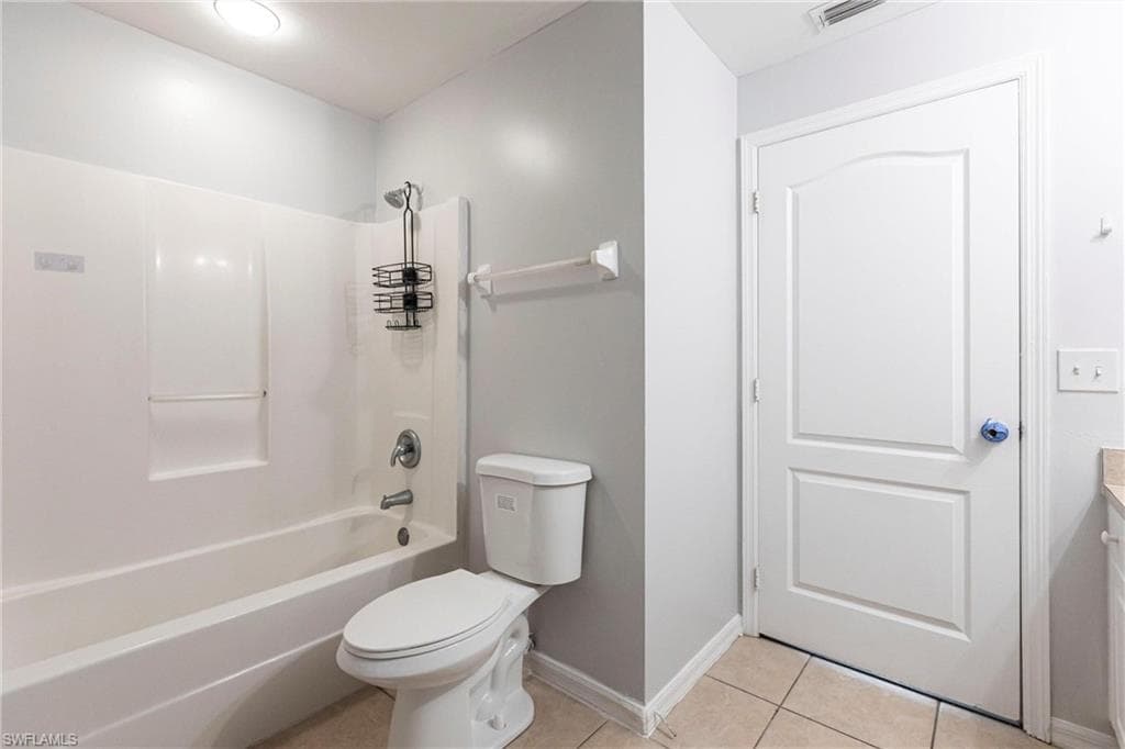 2305 26th St, Cape Coral, FL 33909-16