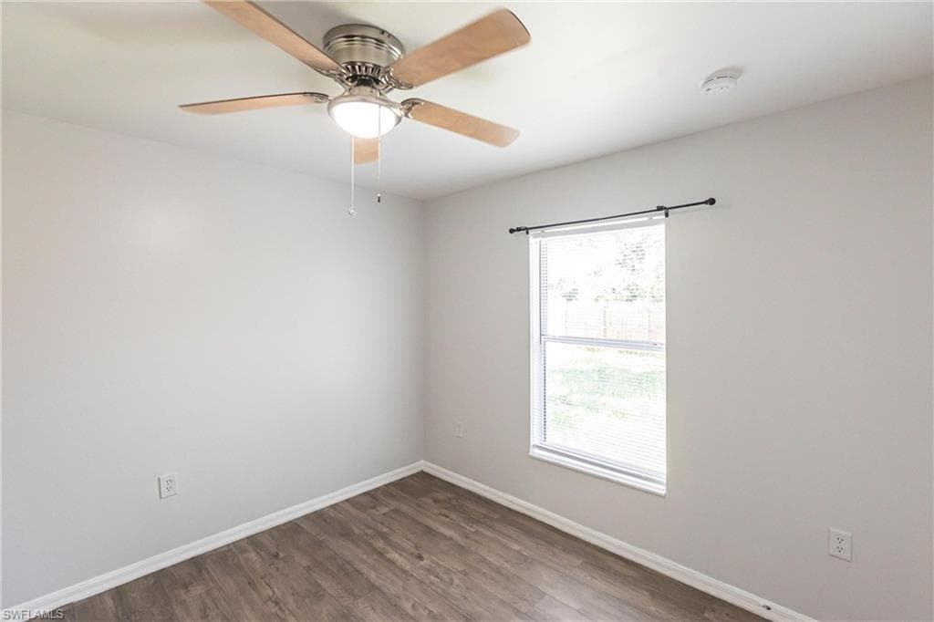 2305 26th St, Cape Coral, FL 33909-18
