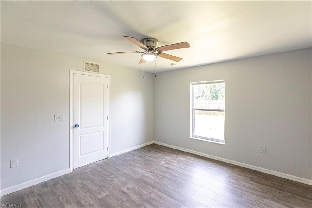2305 26th St, Cape Coral, FL 33909-23
