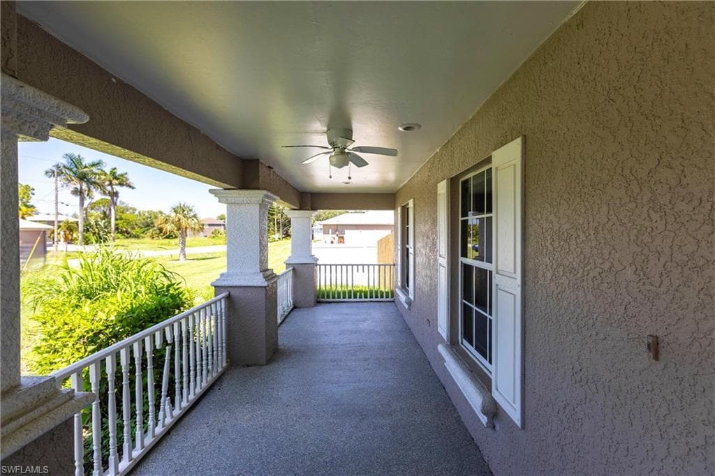 2305 26th St, Cape Coral, FL 33909-32