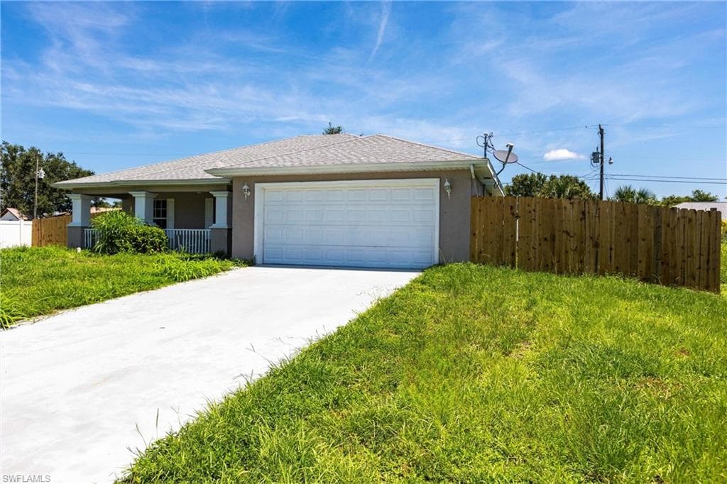 2305 26th St, Cape Coral, FL 33909-36